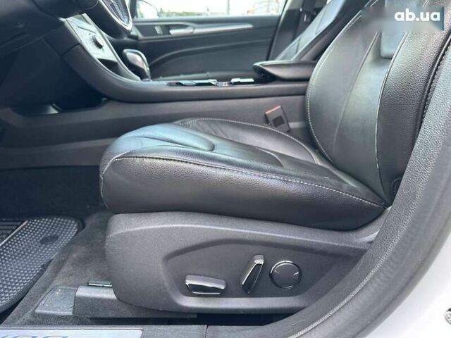 Форд Фьюжн, объемом двигателя 0 л и пробегом 124 тыс. км за 9800 $, фото 15 на Automoto.ua