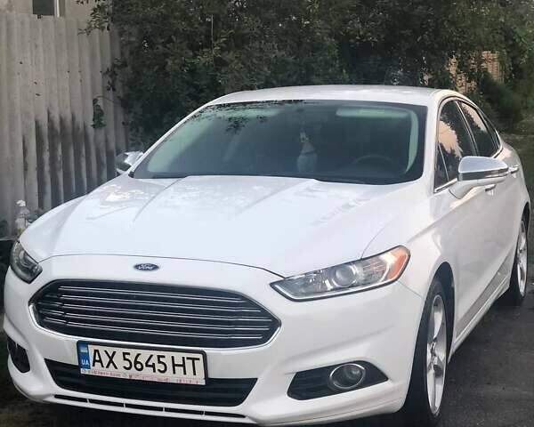 Форд Фьюжн, объемом двигателя 1.5 л и пробегом 198 тыс. км за 9000 $, фото 4 на Automoto.ua