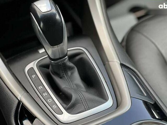 Форд Фьюжн, объемом двигателя 2 л и пробегом 123 тыс. км за 10900 $, фото 16 на Automoto.ua