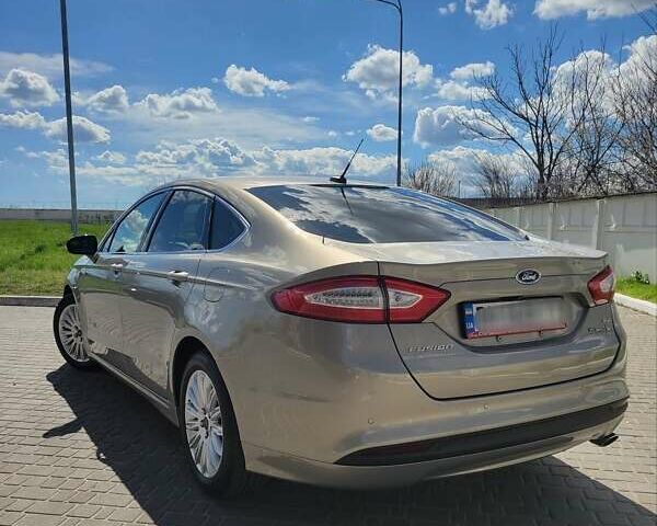 Форд Фьюжн, объемом двигателя 2 л и пробегом 120 тыс. км за 16000 $, фото 2 на Automoto.ua