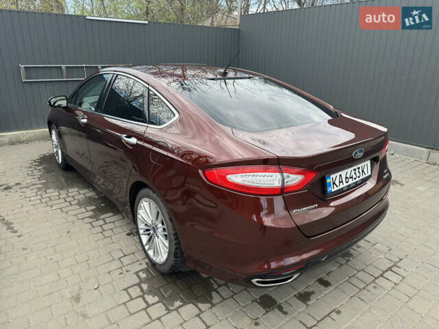 Форд Фьюжн, объемом двигателя 2 л и пробегом 180 тыс. км за 10000 $, фото 4 на Automoto.ua