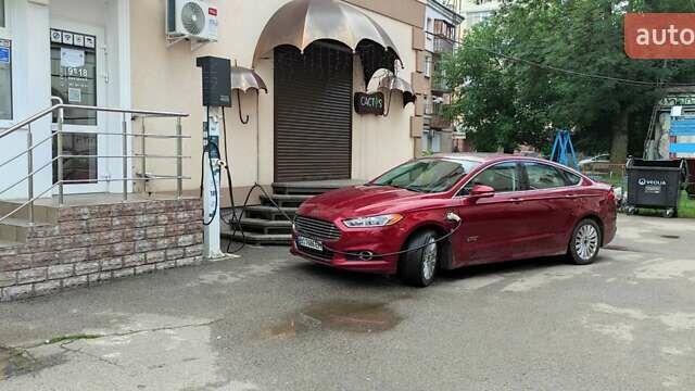 Форд Фьюжн, объемом двигателя 2 л и пробегом 182 тыс. км за 13000 $, фото 7 на Automoto.ua
