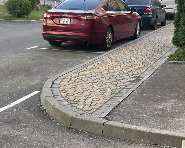 Форд Фьюжн, объемом двигателя 2.5 л и пробегом 168 тыс. км за 10500 $, фото 4 на Automoto.ua