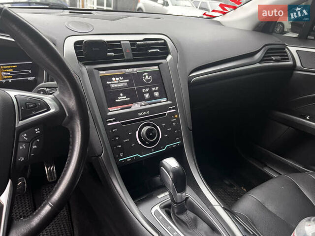 Форд Фьюжн, объемом двигателя 2 л и пробегом 250 тыс. км за 11000 $, фото 15 на Automoto.ua