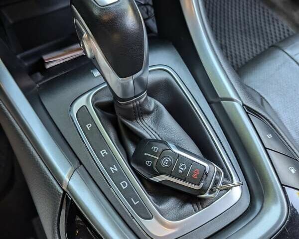 Форд Фьюжн, объемом двигателя 2 л и пробегом 131 тыс. км за 13500 $, фото 27 на Automoto.ua