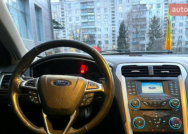 Форд Фьюжн, объемом двигателя 1.5 л и пробегом 98 тыс. км за 9200 $, фото 7 на Automoto.ua