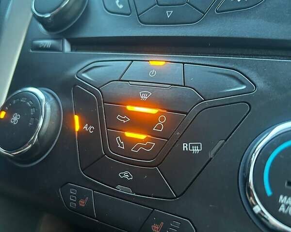 Форд Фьюжн, объемом двигателя 2 л и пробегом 145 тыс. км за 9800 $, фото 55 на Automoto.ua