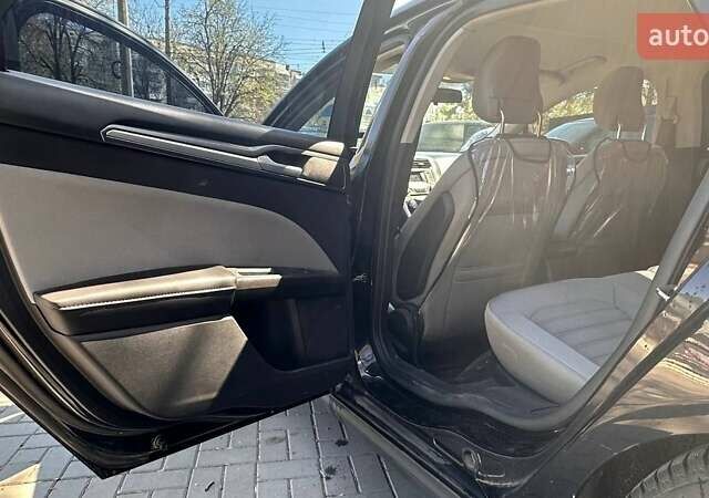 Форд Фьюжн, объемом двигателя 2.5 л и пробегом 190 тыс. км за 7999 $, фото 24 на Automoto.ua