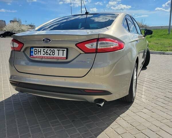 Форд Фьюжн, объемом двигателя 2 л и пробегом 120 тыс. км за 16000 $, фото 3 на Automoto.ua