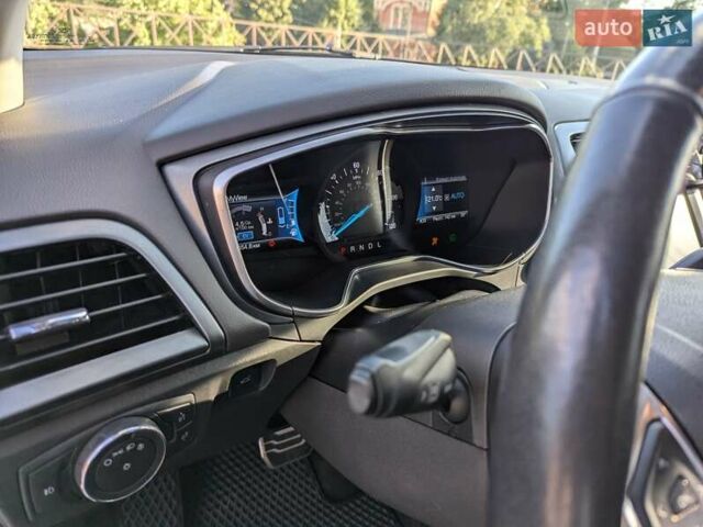 Форд Фьюжн, объемом двигателя 2 л и пробегом 131 тыс. км за 13500 $, фото 14 на Automoto.ua