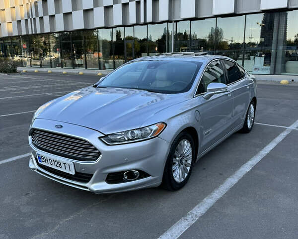 Форд Фьюжен, об'ємом двигуна 2 л та пробігом 218 тис. км за 10000 $, фото 1 на Automoto.ua