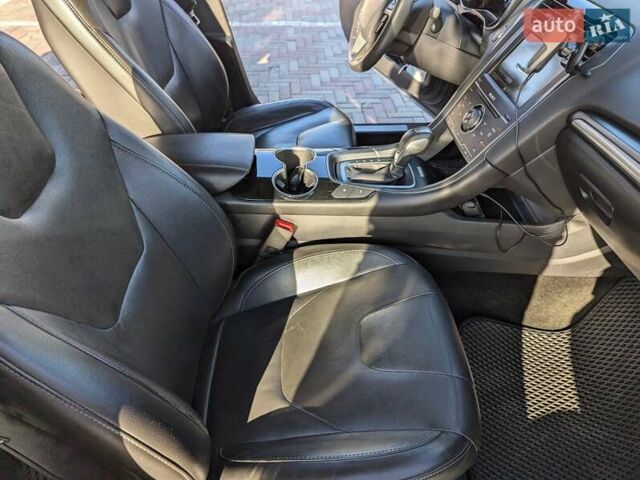 Форд Фьюжн, объемом двигателя 2 л и пробегом 131 тыс. км за 13500 $, фото 23 на Automoto.ua