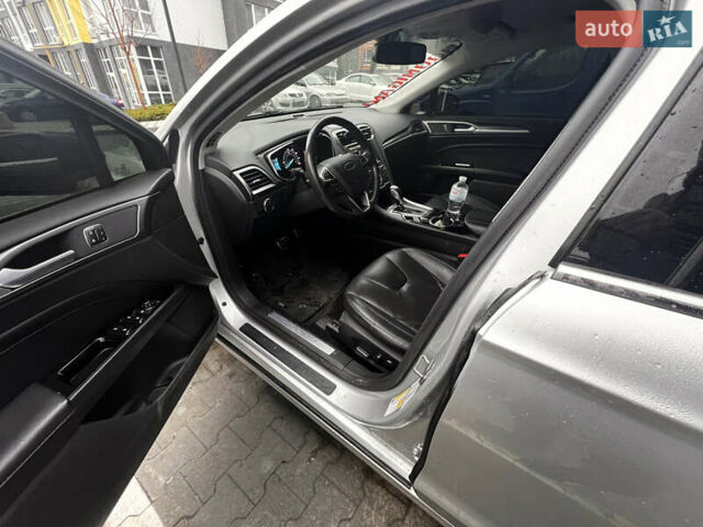 Форд Фьюжн, объемом двигателя 2 л и пробегом 250 тыс. км за 11000 $, фото 11 на Automoto.ua