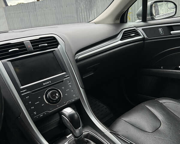 Форд Фьюжен, об'ємом двигуна 2 л та пробігом 137 тис. км за 11600 $, фото 14 на Automoto.ua