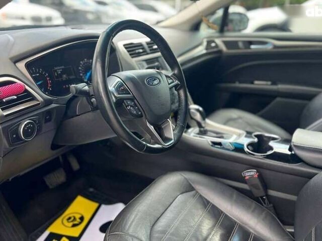 Форд Фьюжн, объемом двигателя 2 л и пробегом 123 тыс. км за 10900 $, фото 8 на Automoto.ua