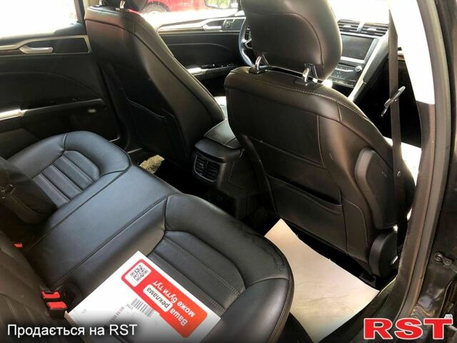 Форд Фьюжн, объемом двигателя 1.5 л и пробегом 180 тыс. км за 7500 $, фото 4 на Automoto.ua