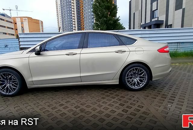 Форд Фьюжн, объемом двигателя 2.5 л и пробегом 222 тыс. км за 8200 $, фото 3 на Automoto.ua