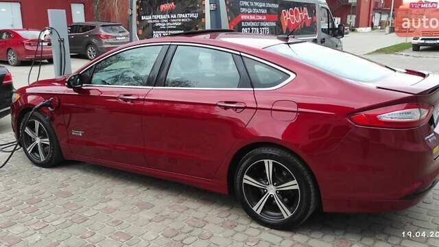 Форд Фьюжн, объемом двигателя 2 л и пробегом 182 тыс. км за 13000 $, фото 3 на Automoto.ua