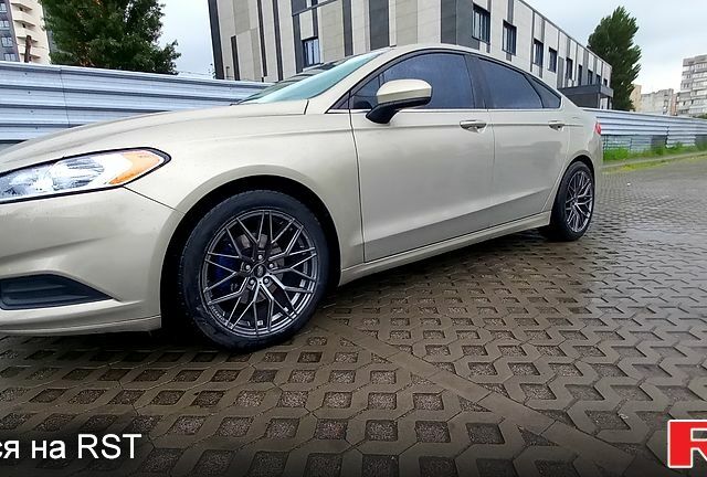 Форд Фьюжн, объемом двигателя 2.5 л и пробегом 222 тыс. км за 8200 $, фото 2 на Automoto.ua