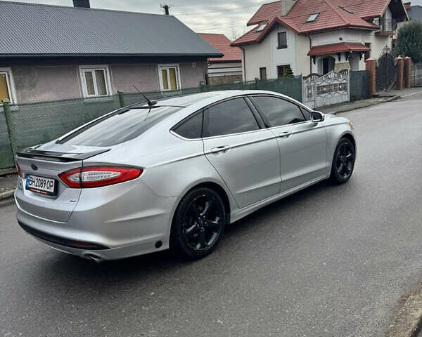 Форд Фьюжн, объемом двигателя 2.5 л и пробегом 205 тыс. км за 9000 $, фото 3 на Automoto.ua