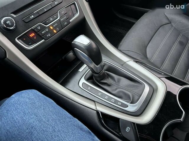 Форд Фьюжен, об'ємом двигуна 2 л та пробігом 144 тис. км за 10990 $, фото 20 на Automoto.ua