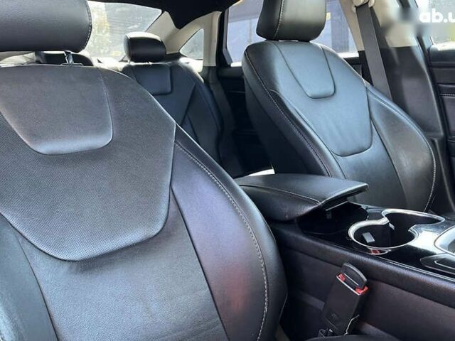 Форд Фьюжен, об'ємом двигуна 2 л та пробігом 165 тис. км за 10800 $, фото 27 на Automoto.ua