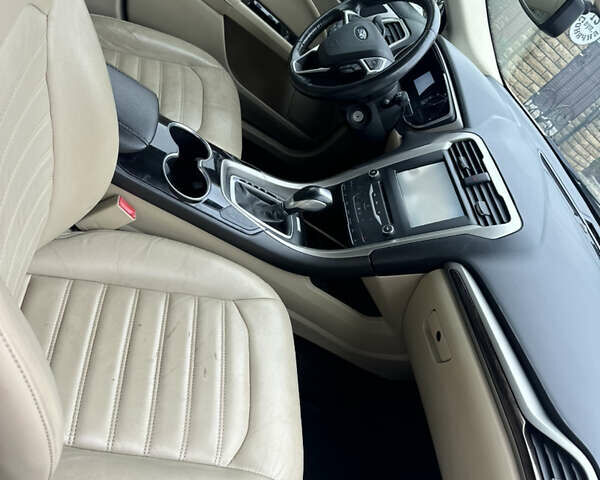Форд Фьюжен, об'ємом двигуна 1.5 л та пробігом 136 тис. км за 12500 $, фото 12 на Automoto.ua