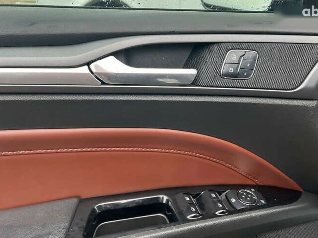 Форд Фьюжн, объемом двигателя 2 л и пробегом 120 тыс. км за 15000 $, фото 9 на Automoto.ua