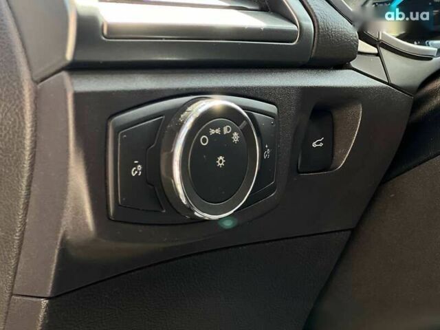 Форд Фьюжн, объемом двигателя 0 л и пробегом 75 тыс. км за 12900 $, фото 10 на Automoto.ua