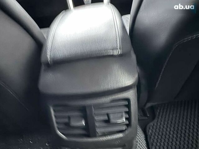 Форд Фьюжен, об'ємом двигуна 2 л та пробігом 144 тис. км за 10990 $, фото 23 на Automoto.ua