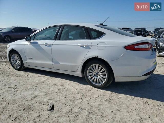 Форд Фьюжн, объемом двигателя 0 л и пробегом 155 тыс. км за 1000 $, фото 1 на Automoto.ua