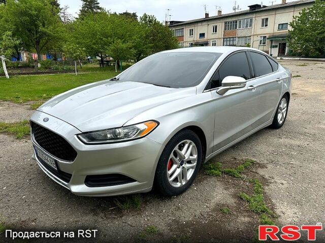 Форд Фьюжн 2015 в Харькове на Automoto.ua Форд Фьюжн, объемом двигателя 2.5 л и пробегом 223 тыс. км за 9999 $, фото 2 на Automoto.ua