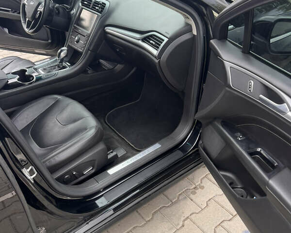 Форд Фьюжн, объемом двигателя 2 л и пробегом 119 тыс. км за 14000 $, фото 6 на Automoto.ua