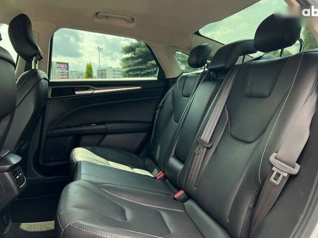 Форд Фьюжн, объемом двигателя 2 л и пробегом 152 тыс. км за 13250 $, фото 11 на Automoto.ua