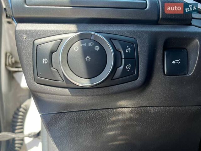 Форд Фьюжен, об'ємом двигуна 2 л та пробігом 161 тис. км за 11500 $, фото 27 на Automoto.ua