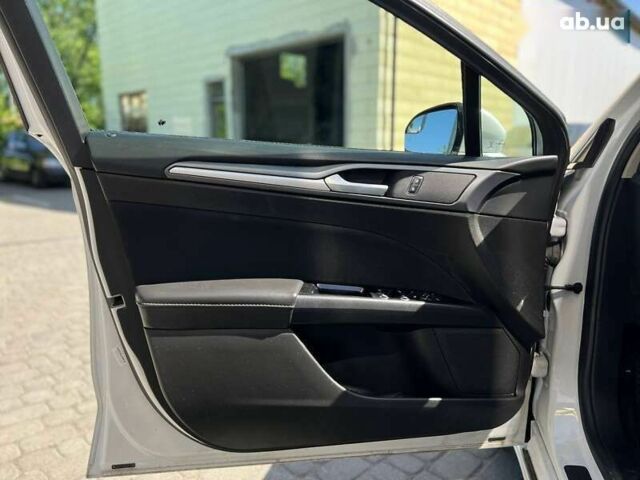 Форд Фьюжн, объемом двигателя 0 л и пробегом 75 тыс. км за 12900 $, фото 18 на Automoto.ua