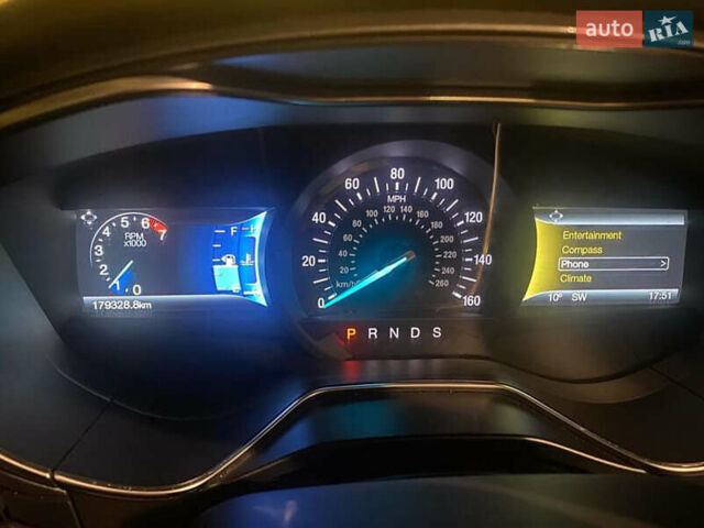 Форд Фьюжн, объемом двигателя 2 л и пробегом 180 тыс. км за 10999 $, фото 12 на Automoto.ua