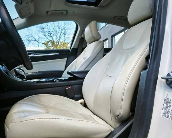 Форд Фьюжен, об'ємом двигуна 2 л та пробігом 112 тис. км за 14900 $, фото 10 на Automoto.ua