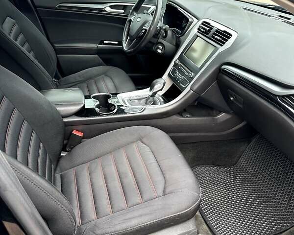 Форд Фьюжн, объемом двигателя 2 л и пробегом 139 тыс. км за 11300 $, фото 16 на Automoto.ua