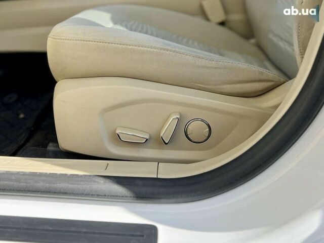 Форд Фьюжн, объемом двигателя 2.5 л и пробегом 201 тыс. км за 9300 $, фото 15 на Automoto.ua