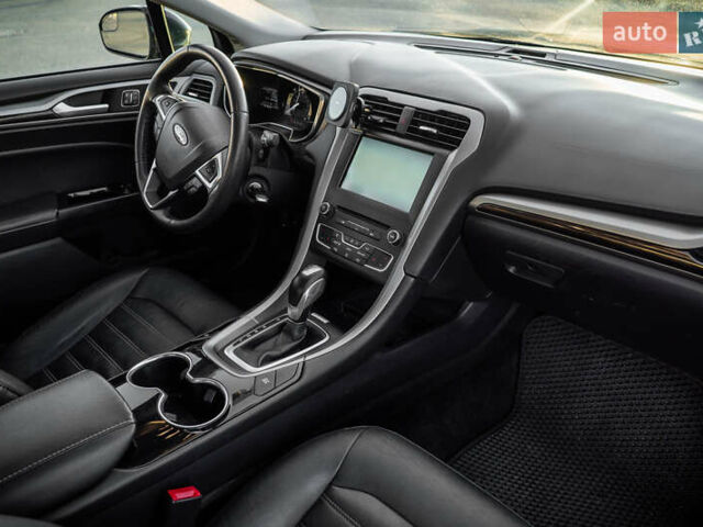 Форд Фьюжн, объемом двигателя 0 л и пробегом 261 тыс. км за 11000 $, фото 14 на Automoto.ua