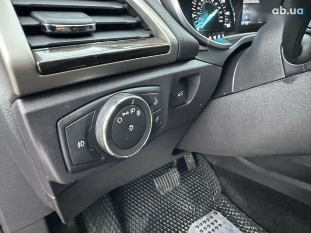 Форд Фьюжен, об'ємом двигуна 2 л та пробігом 144 тис. км за 10990 $, фото 13 на Automoto.ua
