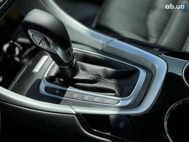 Форд Фьюжн, объемом двигателя 0 л и пробегом 75 тыс. км за 12900 $, фото 12 на Automoto.ua