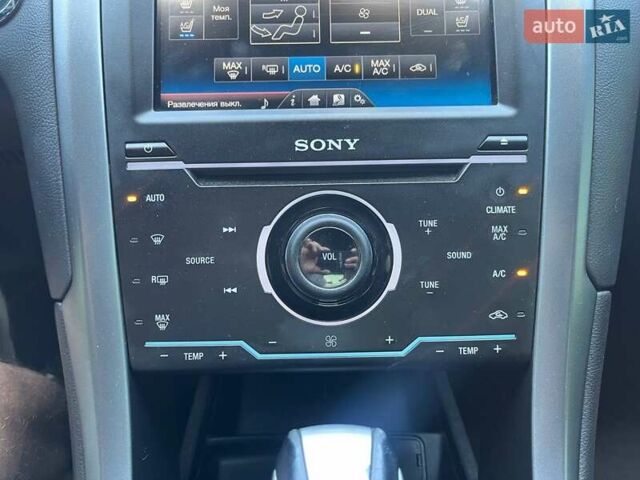 Форд Фьюжен, об'ємом двигуна 2 л та пробігом 161 тис. км за 11500 $, фото 32 на Automoto.ua