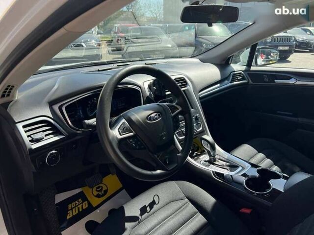 Форд Фьюжн, объемом двигателя 0 л и пробегом 75 тыс. км за 12900 $, фото 6 на Automoto.ua