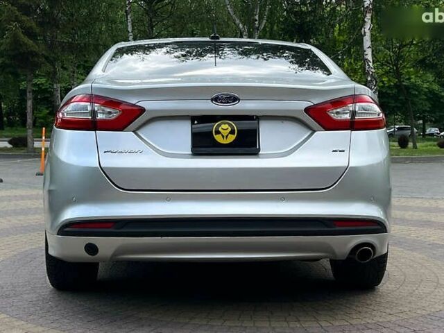 Форд Фьюжн, объемом двигателя 0 л и пробегом 137 тыс. км за 11700 $, фото 4 на Automoto.ua
