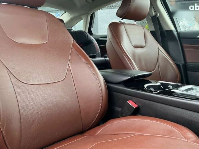 Форд Фьюжн, объемом двигателя 2 л и пробегом 120 тыс. км за 15000 $, фото 21 на Automoto.ua