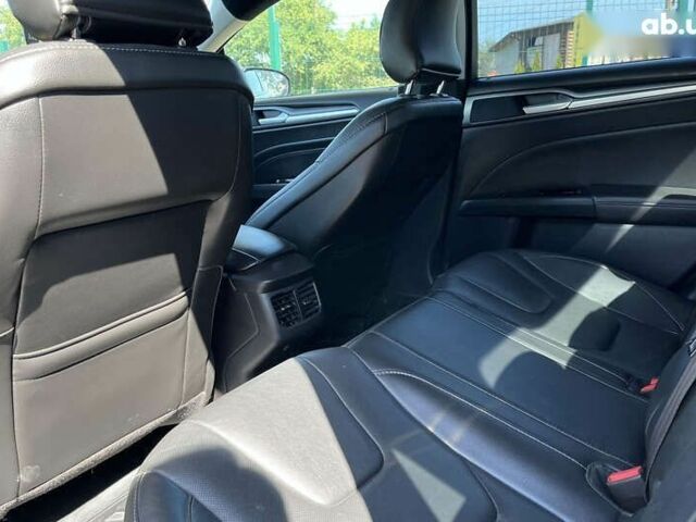 Форд Фьюжен, об'ємом двигуна 2 л та пробігом 165 тис. км за 10800 $, фото 18 на Automoto.ua