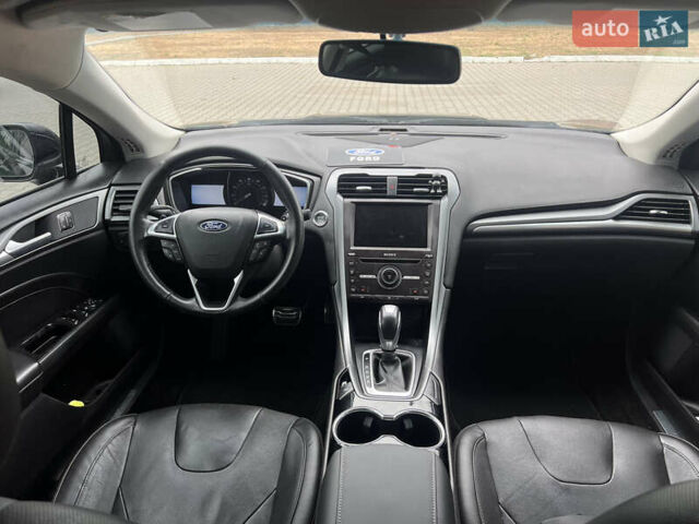 Форд Фьюжн, объемом двигателя 2 л и пробегом 119 тыс. км за 14000 $, фото 4 на Automoto.ua