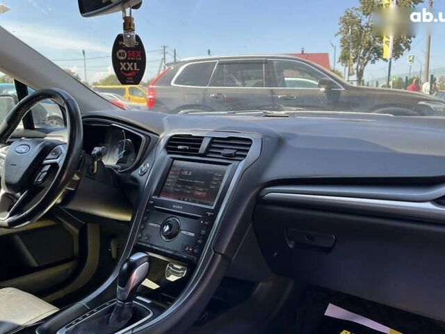 Форд Фьюжен, об'ємом двигуна 2 л та пробігом 165 тис. км за 10800 $, фото 26 на Automoto.ua